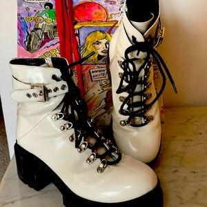 FP Czech Lace-Up Boot White Patent (10)